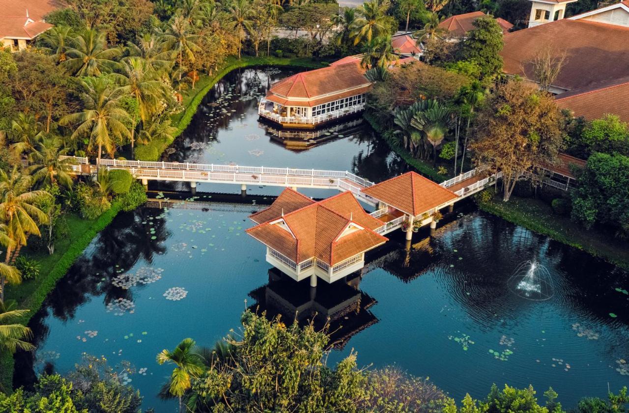 Sofitel Angkor Phokeethra Golf & Spa Resort Siem Reap Exterior foto