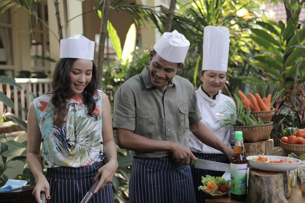 Sofitel Angkor Phokeethra Golf & Spa Resort Siem Reap Exterior foto